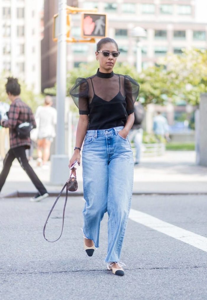 джинсы в уличной моде весна-лето 2020