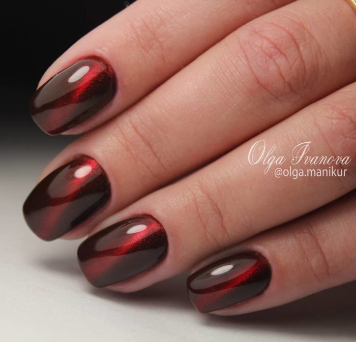 дизайн ногтей красный с черным омбре